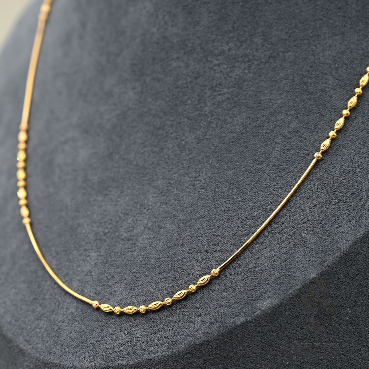 Chains piece 10