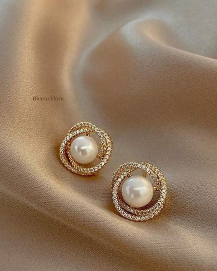 Earrings piece 8
